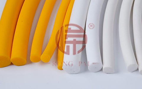 硅膠密封條在高溫的情況還能保持密封嗎？-常州嶸牌橡塑制品有限公司